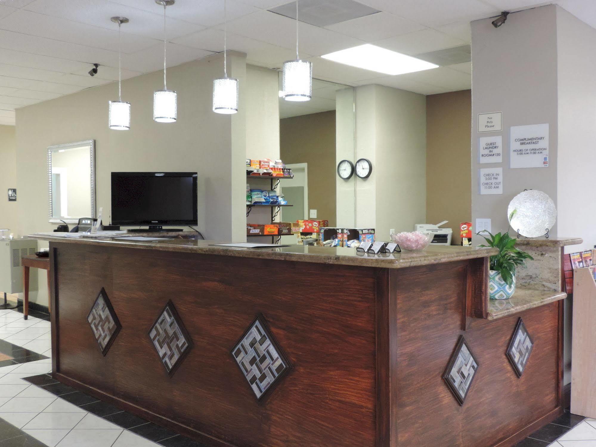 Airport Inn Недерленд Экстерьер фото